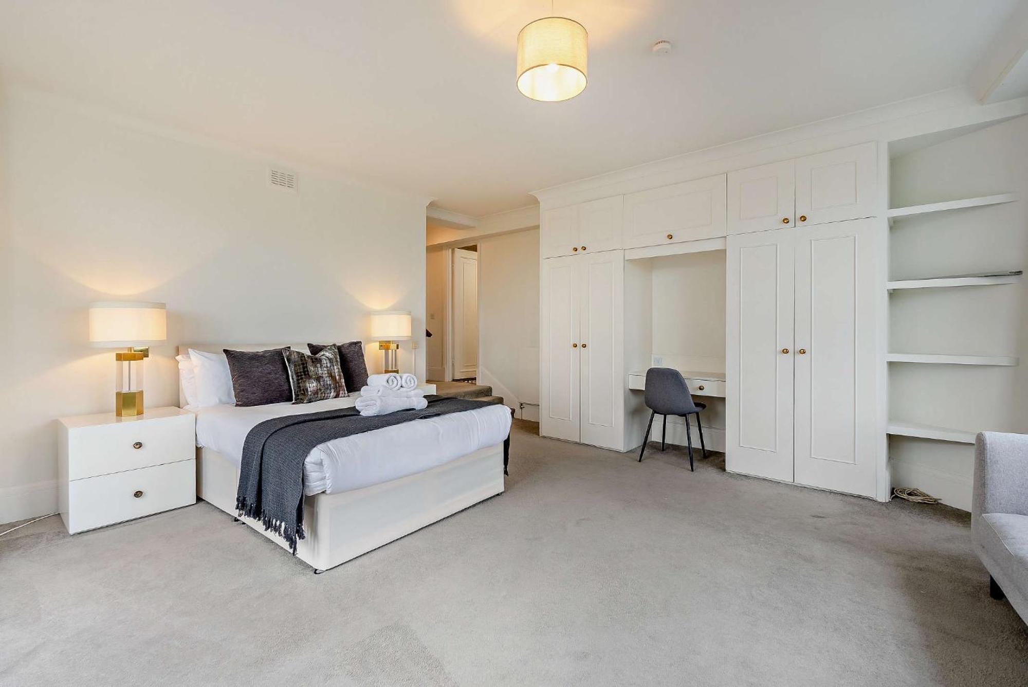 Strathmore Court Apartament